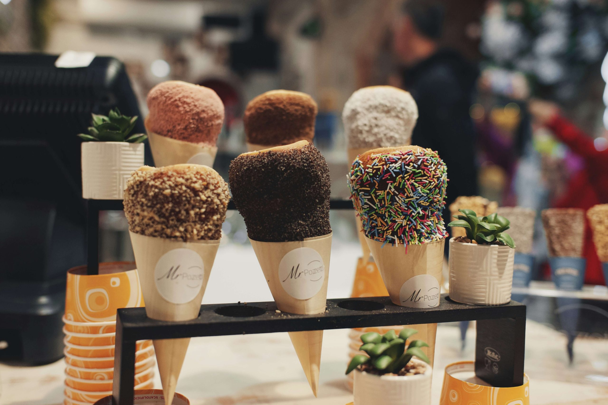 Choose Lingyang’s Ice Cream Machine Commercial